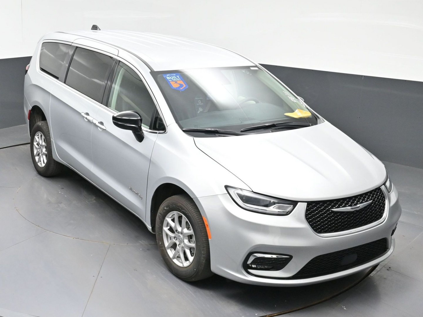 2024 Chrysler Pacifica Touring L (2C4RC1BG3RR) with an 3.6L V6 DOHC 24V engine, 9A transmission, located at 4301 Oak Circle #19, Boca Raton, FL, 33431, (954) 561-2499, 26.388472, -80.084045 - ? 2024 CHRYSLER PACIFICA BRAUNABILITY V7 — BRAND NEW CONVERSION! ? SEARCHING FOR A 2024 CHRYSLER PACIFICA HANDICAP WHEELCHAIR VAN? Looking for a BRAND NEW BraunAbility Rear-Entry V7 Conversion? You found it! ? 2024 Chrysler Pacifica ? BraunAbility V7 Rear-Entry Conversion ? BRAND NEW BraunAbi- Photo#22