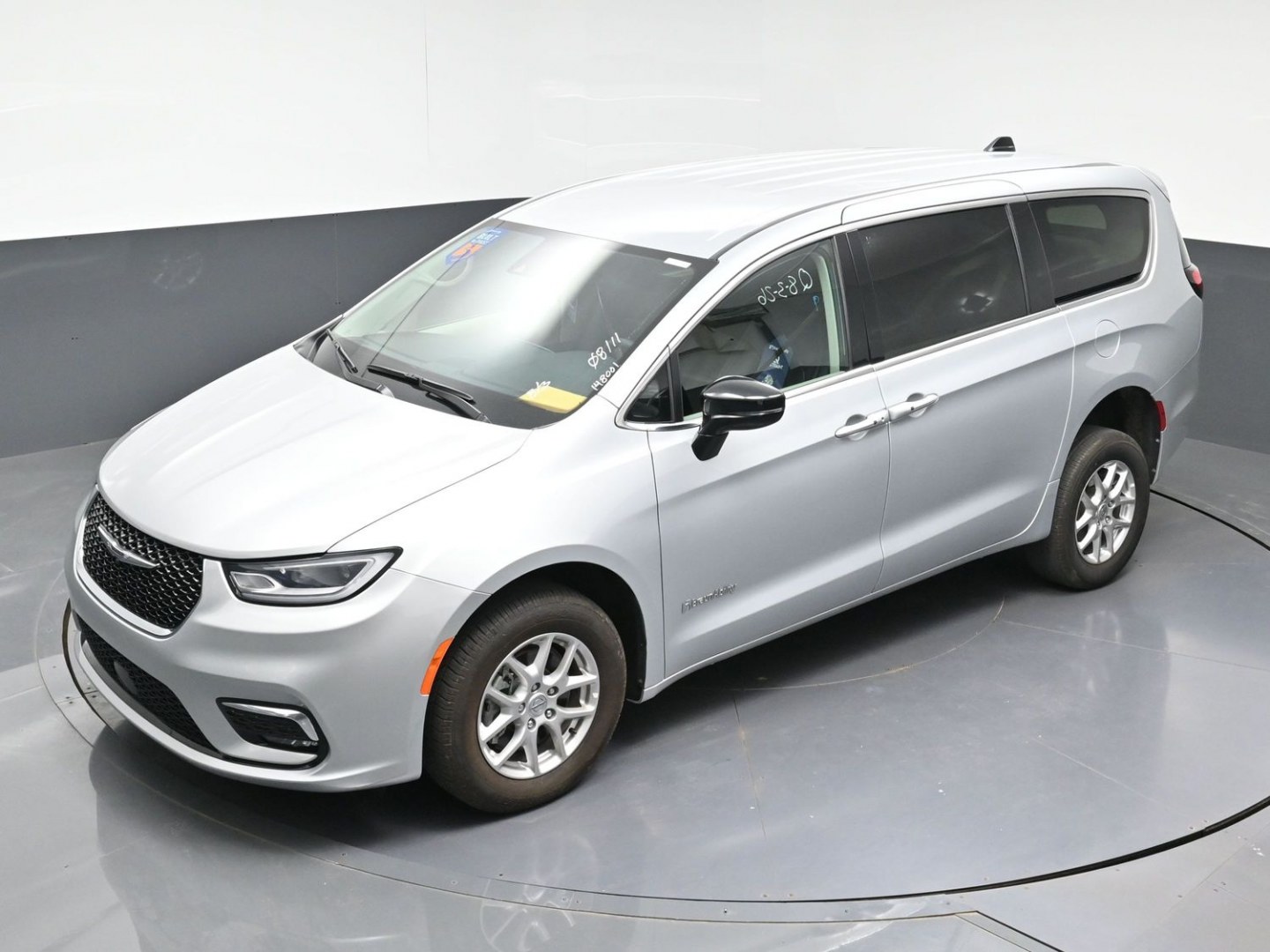 2024 Chrysler Pacifica Touring L (2C4RC1BG3RR) with an 3.6L V6 DOHC 24V engine, 9A transmission, located at 4301 Oak Circle #19, Boca Raton, FL, 33431, (954) 561-2499, 26.388472, -80.084045 - ? 2024 CHRYSLER PACIFICA BRAUNABILITY V7 — BRAND NEW CONVERSION! ? SEARCHING FOR A 2024 CHRYSLER PACIFICA HANDICAP WHEELCHAIR VAN? Looking for a BRAND NEW BraunAbility Rear-Entry V7 Conversion? You found it! ? 2024 Chrysler Pacifica ? BraunAbility V7 Rear-Entry Conversion ? BRAND NEW BraunAbi- Photo#23