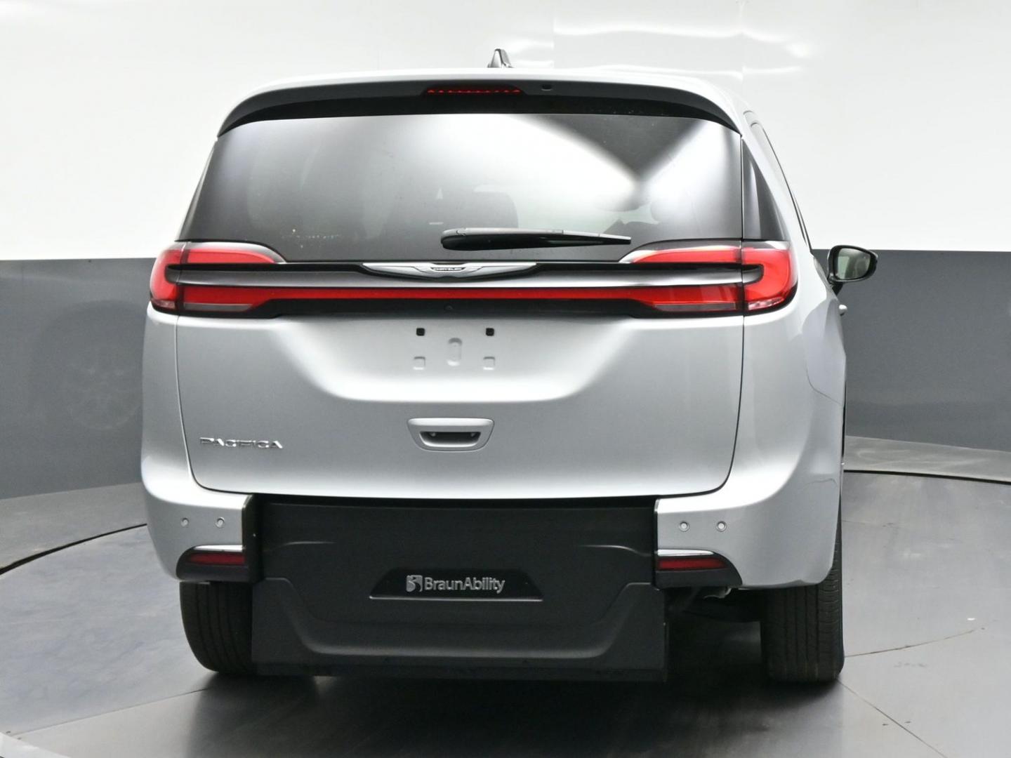 2024 Silver /Black Chrysler Pacifica Touring L (2C4RC1BG7RR) with an 3.6L V6 DOHC 24V engine, 9A transmission, located at 4301 Oak Circle #19, Boca Raton, FL, 33431, (954) 561-2499, 26.388472, -80.084045 - ? 2024 CHRYSLER PACIFICA BRAUNABILITY V7 — BRAND NEW CONVERSION! ? SEARCHING FOR A 2024 CHRYSLER PACIFICA HANDICAP WHEELCHAIR VAN? Looking for a BRAND NEW BraunAbility Rear-Entry V7 Conversion? You found it! ? 2024 Chrysler Pacifica ? BraunAbility V7 Rear-Entry Conversion ? BRAND NEW BraunAbi- Photo#2