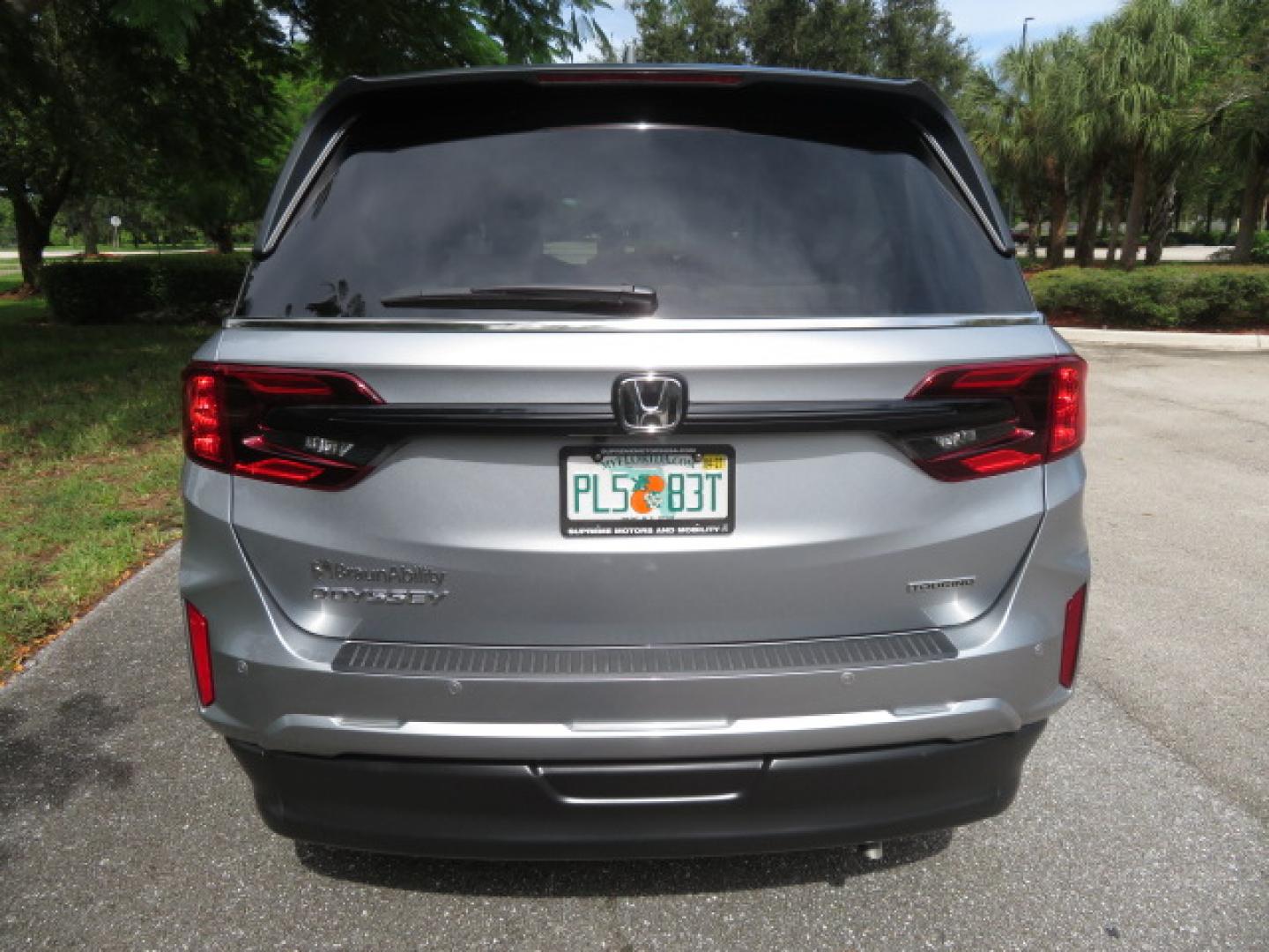 2026 Silver /Light Gray Honda Odyssey Touring (5FNRL6H80TB) with an 3.5L V6 SOHC 24V engine, Automatic transmission, located at 4301 Oak Circle #19, Boca Raton, FL, 33431, (954) 561-2499, 26.388472, -80.084045- Photo#29