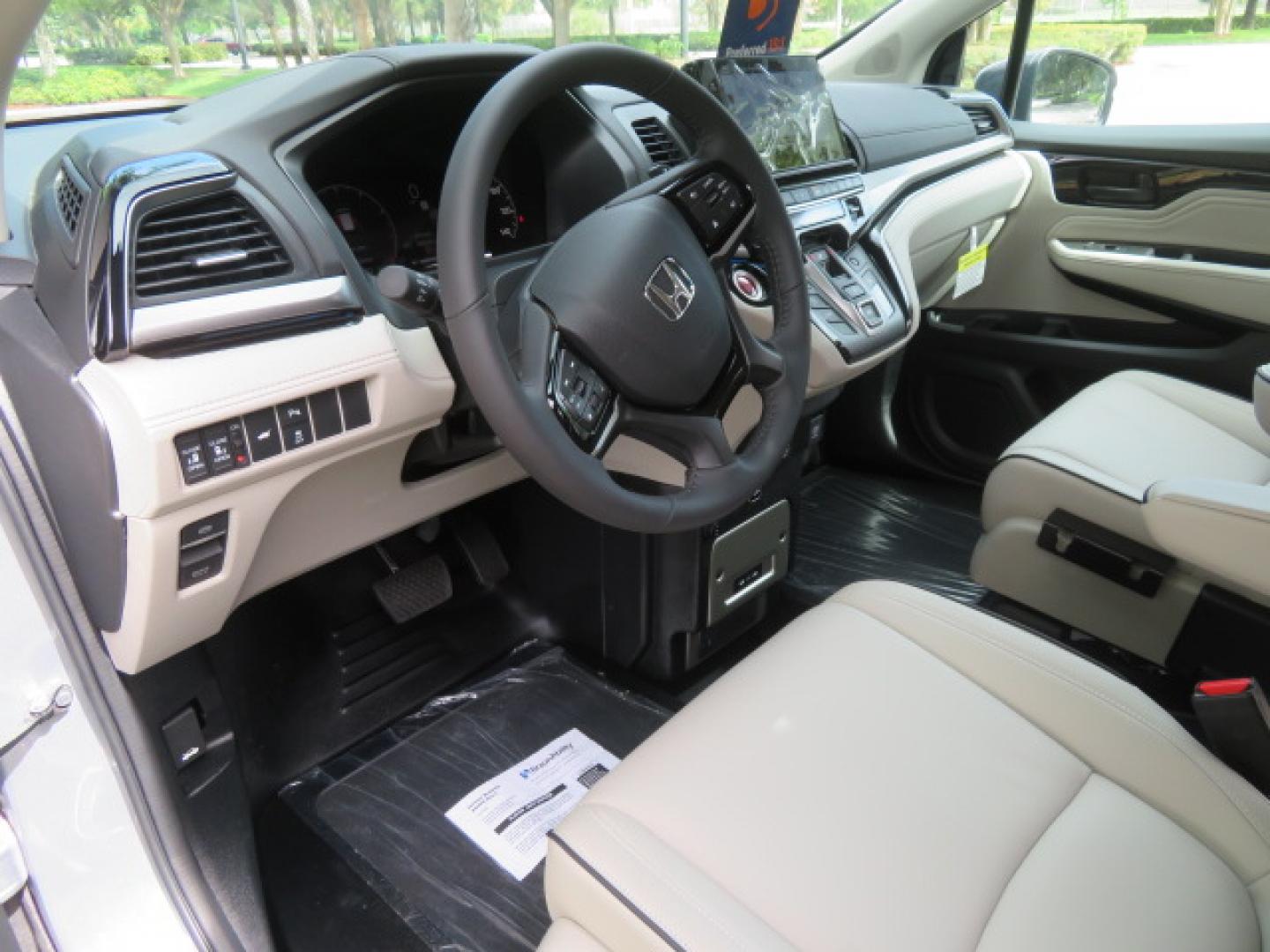 2026 Silver /Light Gray Honda Odyssey Touring (5FNRL6H80TB) with an 3.5L V6 SOHC 24V engine, Automatic transmission, located at 4301 Oak Circle #19, Boca Raton, FL, 33431, (954) 561-2499, 26.388472, -80.084045- Photo#62