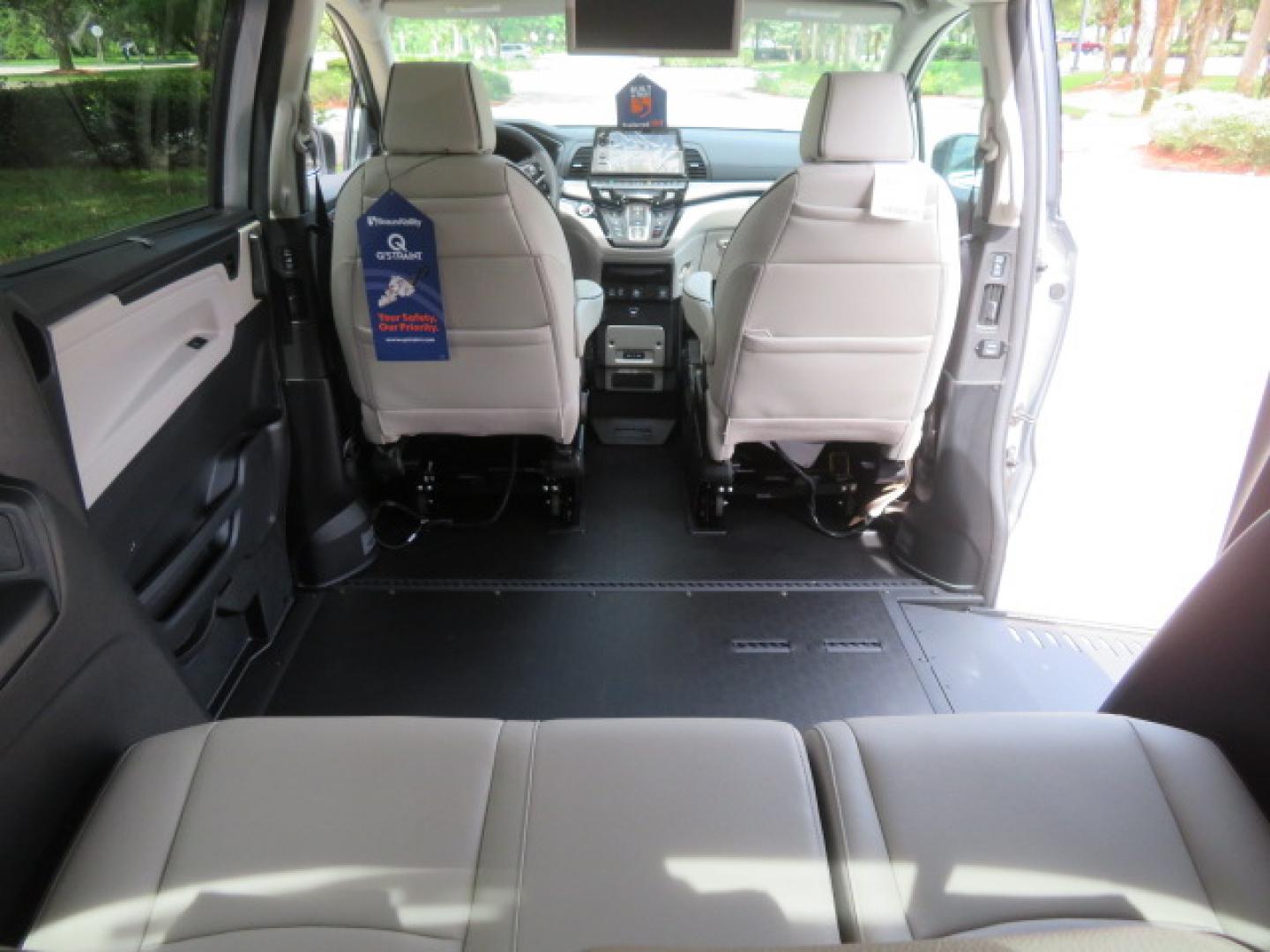 2026 Silver /Light Gray Honda Odyssey Touring (5FNRL6H80TB) with an 3.5L V6 SOHC 24V engine, Automatic transmission, located at 4301 Oak Circle #19, Boca Raton, FL, 33431, (954) 561-2499, 26.388472, -80.084045- Photo#71
